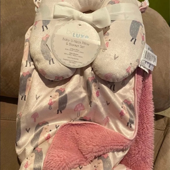 ISO THIS BLANKET - Picture 1 of 1